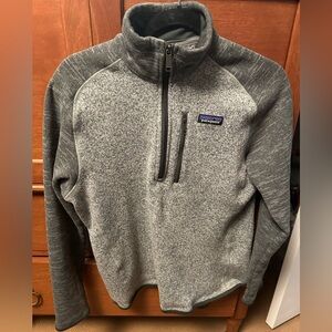 Patagonia Men's 1/4 Zip / Forage Gray - Size Small - Worn Once (like new)